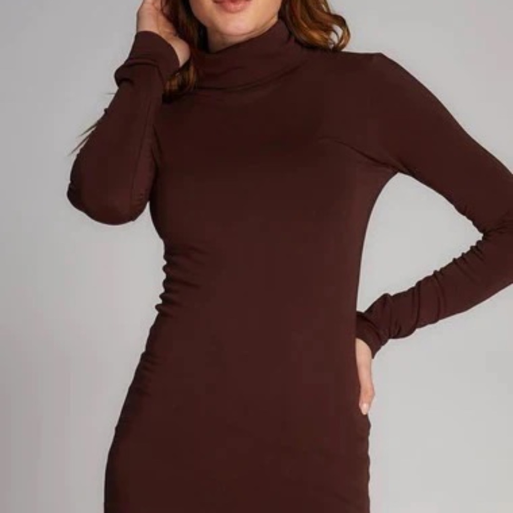 C'est moi bamboo turtleneck
